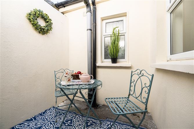 2 MYRTLE STREET, Phibsborough, Dublin 7