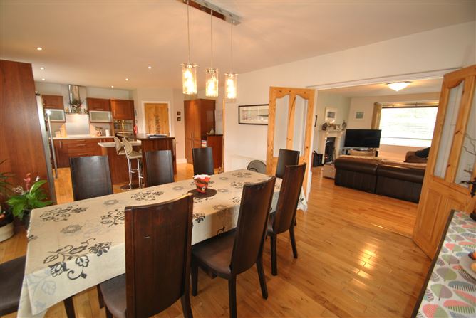 Corville Road, Tullaskeagh, Roscrea, Co. Tipperary