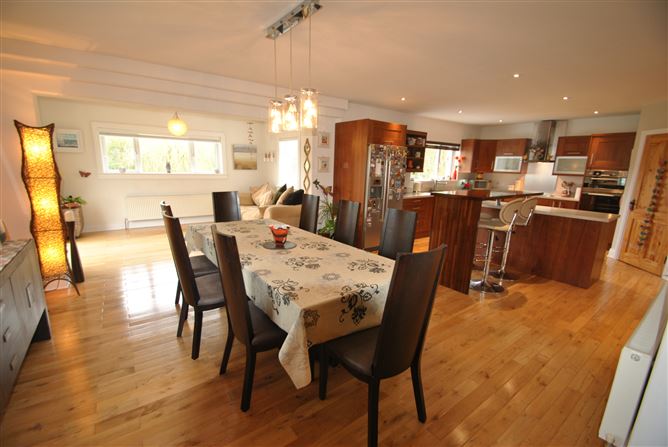 Corville Road, Tullaskeagh, Roscrea, Co. Tipperary