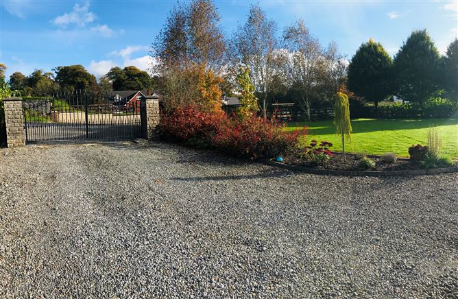 Corville Road, Tullaskeagh, Roscrea, Co. Tipperary