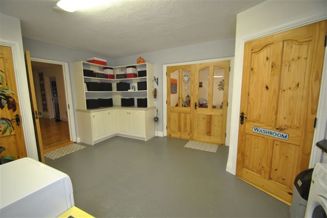 Corville Road, Tullaskeagh, Roscrea, Co. Tipperary