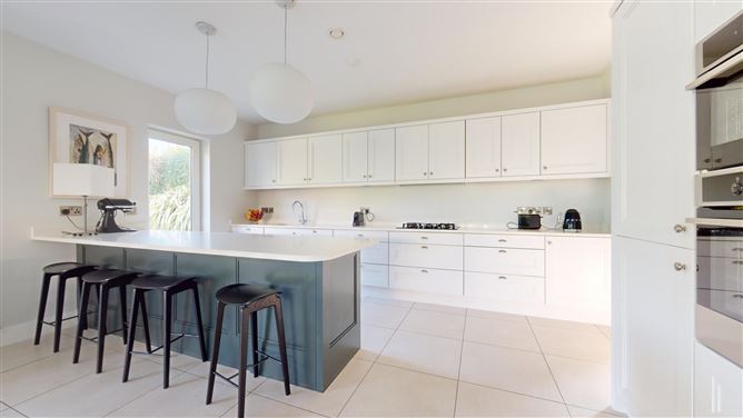 4 Thormanby Hill, Howth,   County Dublin