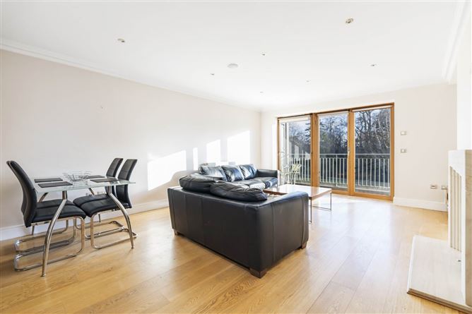 14 Hawthorn House, Farmleigh Woods, Dublin 15