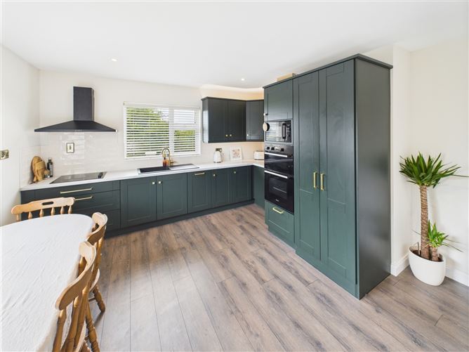 Finnoe Road, Borrisokane, Co. Tipperary