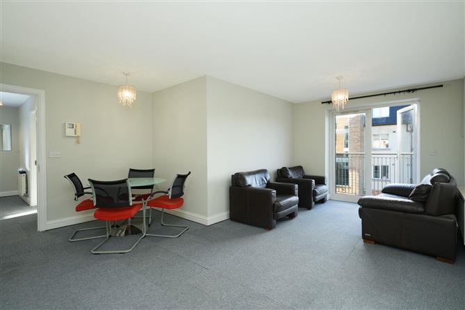 37 Eaton Green, Rathcoole, Co. Dublin