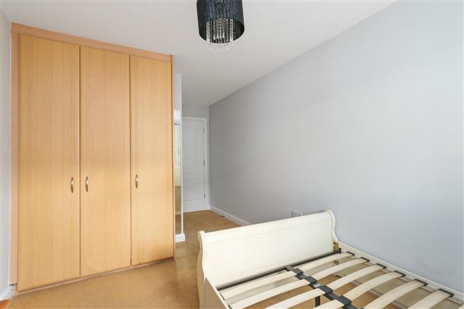 37 Eaton Green, Rathcoole, Co. Dublin