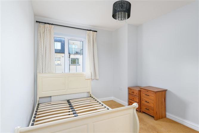 37 Eaton Green, Rathcoole, Co. Dublin