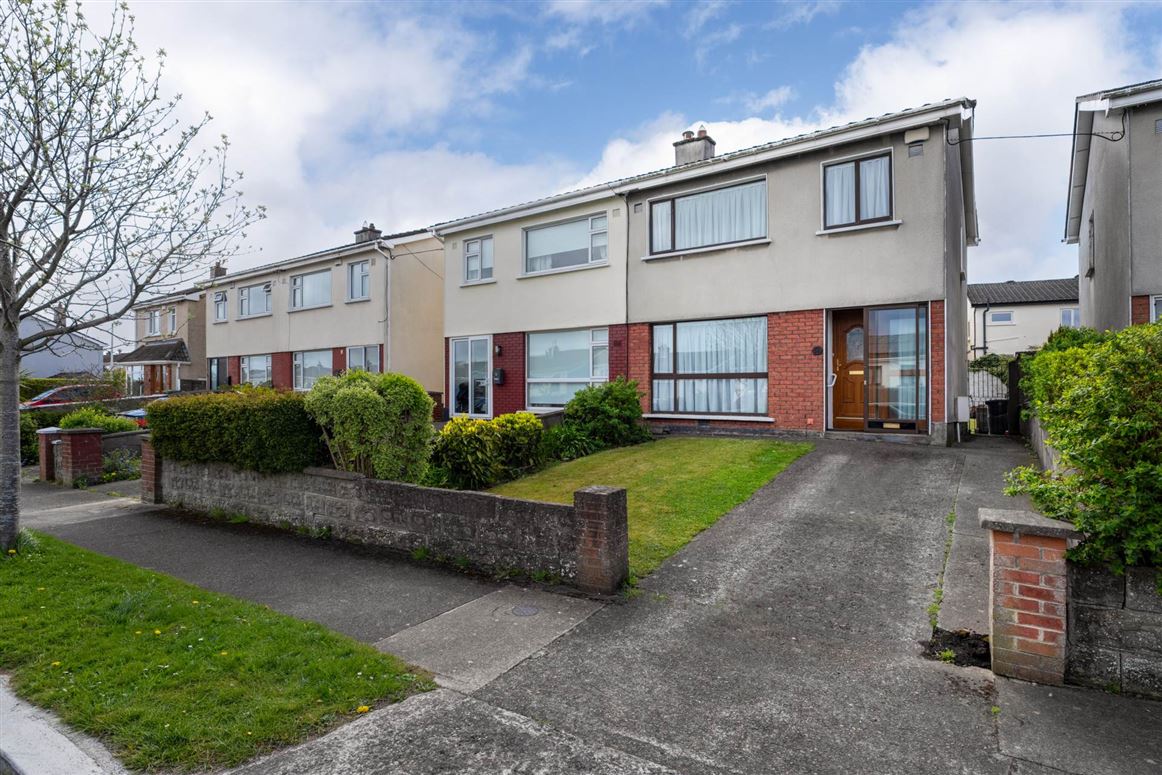 54 Broadford Crescent, Ballinteer, Dublin 16