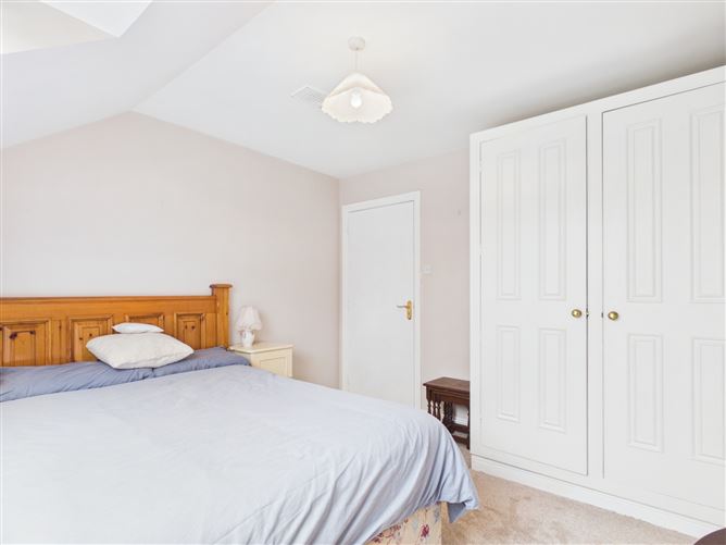 Photo 13 of 25 — 9 Dun Aoibhinn, Slievenamon Road, Thurles, Co. Tipperary