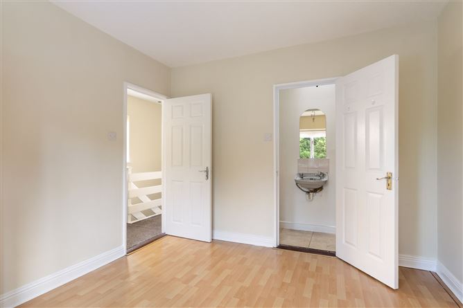 Photo 12 of 24 — 11 Woodford Road, Clondalkin, Dublin 22