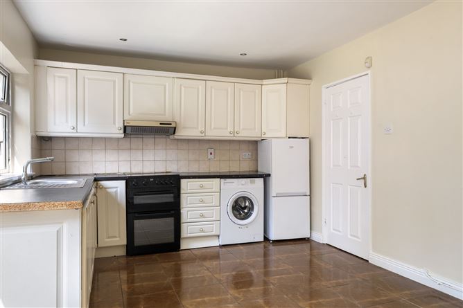 Photo 7 of 24 — 11 Woodford Road, Clondalkin, Dublin 22