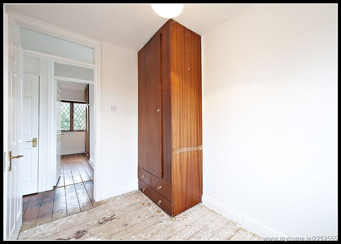 4 OAK VIEW, Santry,   Dublin 9