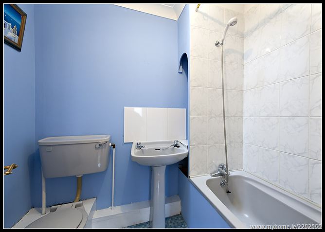 4 OAK VIEW, Santry,   Dublin 9