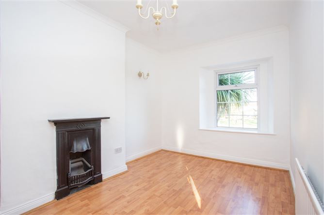2 Springhill Cottages, Deansgrange Road, Blackrock, Dublin County