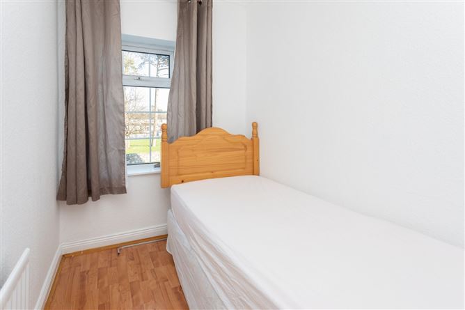 2 Springhill Cottages, Deansgrange Road, Blackrock, Dublin County
