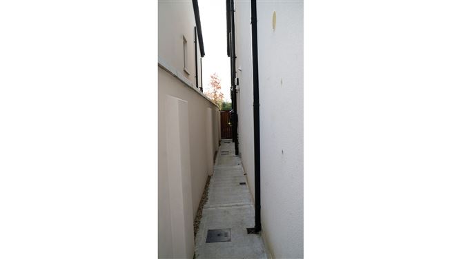 37 CASTLEWELLAN PARK, Celbridge, Kildare