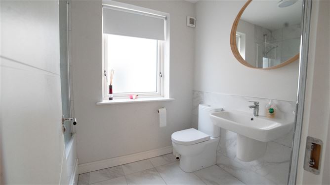 37 CASTLEWELLAN PARK, Celbridge, Kildare