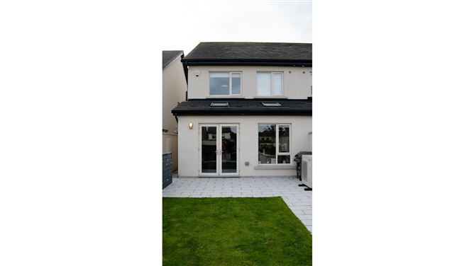 37 CASTLEWELLAN PARK, Celbridge, Kildare