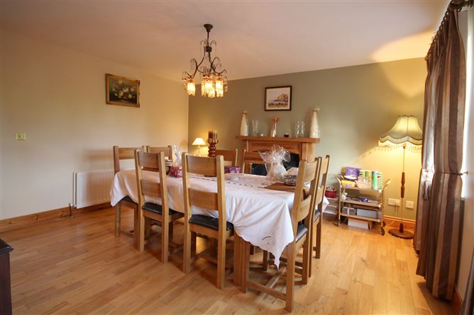 3 Lisnahederna, Virginia, Co. Cavan