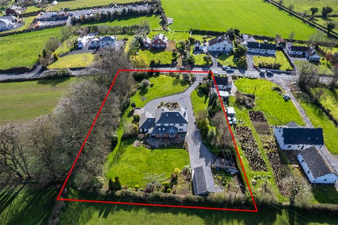 Kellysgrove, Clontuskert, Ballinasloe, Co. Galway