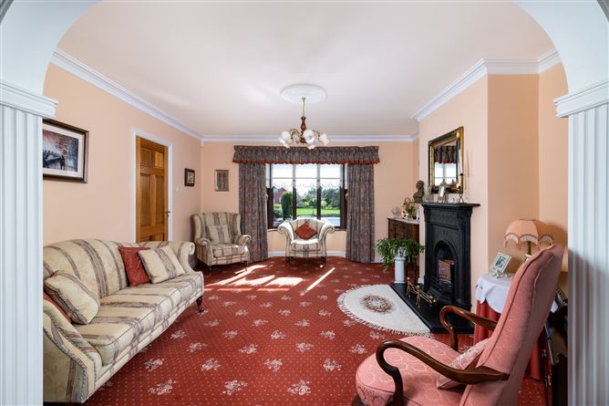 Kellysgrove, Clontuskert, Ballinasloe, Co. Galway