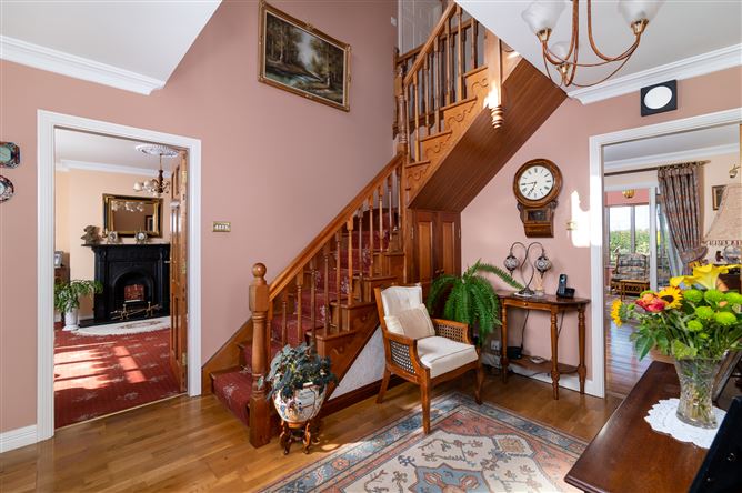 Kellysgrove, Clontuskert, Ballinasloe, Co. Galway