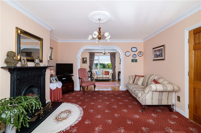 Kellysgrove, Clontuskert, Ballinasloe, Co. Galway