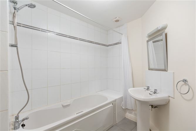 Apartment 128, Block 9, Allendale Square, Clonsilla, Clonsilla, Dublin 15