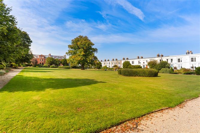 27 Belgrave Square East, Monkstown, Co. Dublin