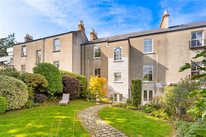 27 Belgrave Square East, Monkstown, Co. Dublin