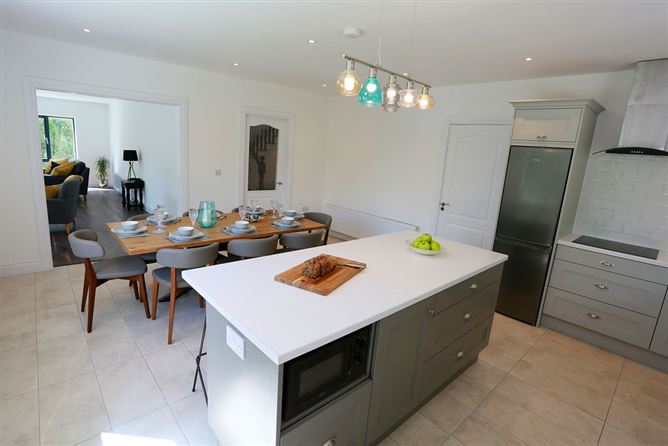 Luxury 6 bedroom Spiddal Villa,Seanaghurrain 