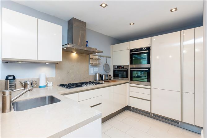 SHREWSBURY SQUARE SANDYMOUNT AVENUE DUBLIN 4 , Ballsbridge, Dublin 4