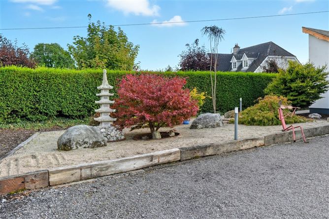https://photos-a.propertyimages.ie/media/5/5/5/4958555/6b0bf246-51ea-4cc8-a512-34b199c22327_l.jpg
