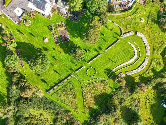 https://photos-a.propertyimages.ie/media/5/5/5/4958555/6b0bf246-51ea-4cc8-a512-34b199c22327_l.jpg