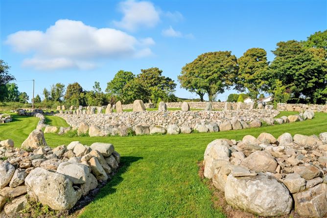 https://photos-a.propertyimages.ie/media/5/5/5/4958555/6b0bf246-51ea-4cc8-a512-34b199c22327_l.jpg