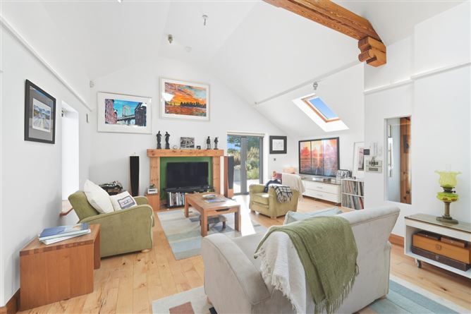 https://photos-a.propertyimages.ie/media/5/5/5/4958555/6b0bf246-51ea-4cc8-a512-34b199c22327_l.jpg