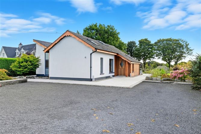 https://photos-a.propertyimages.ie/media/5/5/5/4958555/6b0bf246-51ea-4cc8-a512-34b199c22327_l.jpg