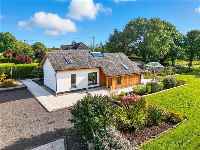 https://photos-a.propertyimages.ie/media/5/5/5/4958555/6b0bf246-51ea-4cc8-a512-34b199c22327_l.jpg