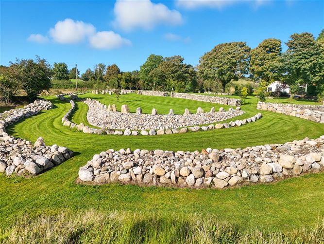https://photos-a.propertyimages.ie/media/5/5/5/4958555/6b0bf246-51ea-4cc8-a512-34b199c22327_l.jpg