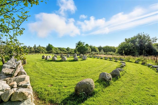https://photos-a.propertyimages.ie/media/5/5/5/4958555/6b0bf246-51ea-4cc8-a512-34b199c22327_l.jpg