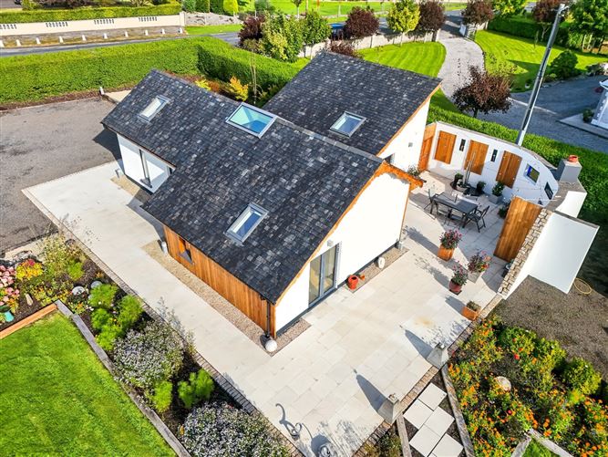 https://photos-a.propertyimages.ie/media/5/5/5/4958555/6b0bf246-51ea-4cc8-a512-34b199c22327_l.jpg
