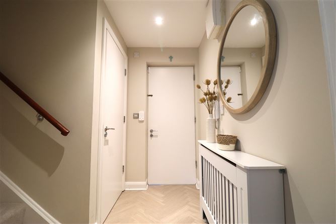 Duplex Apartment, Littlewood, Belarmine, Stepaside, Dublin 18