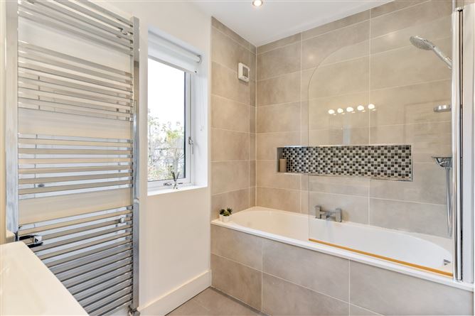 18 Trimleston Gardens, Booterstown, Co. Dublin