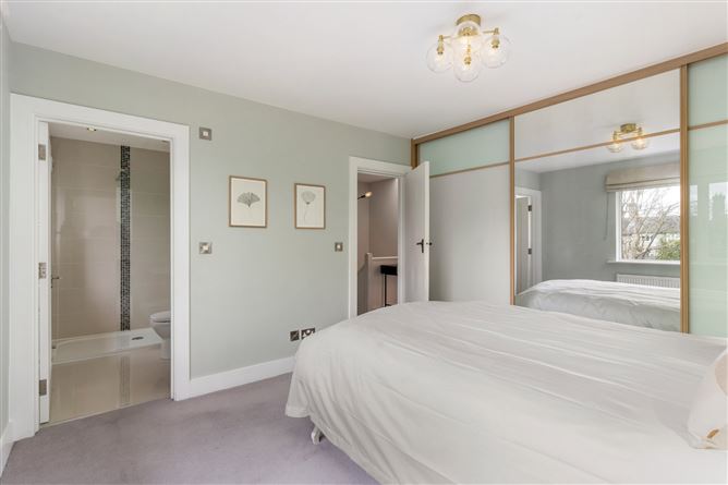 18 Trimleston Gardens, Booterstown, Co. Dublin