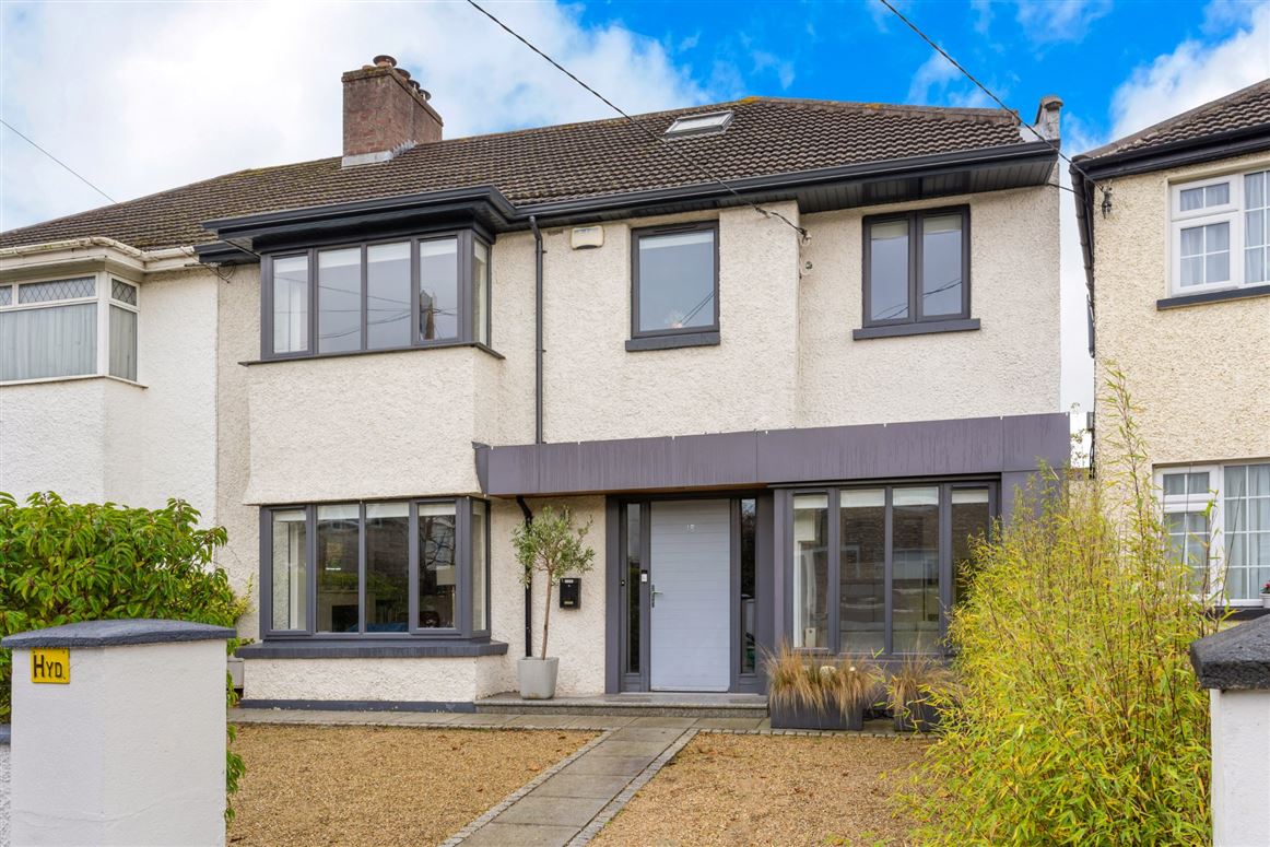 18 Trimleston Gardens, Booterstown, Co. Dublin