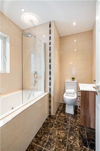 24 Woodstown Drive, Knocklyon, Dublin 16