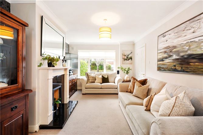 24 Woodstown Drive, Knocklyon, Dublin 16