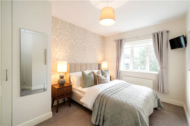 24 Woodstown Drive, Knocklyon, Dublin 16