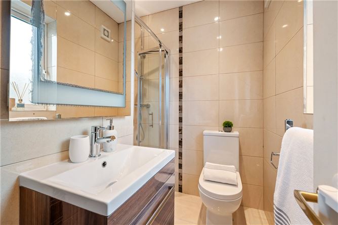 24 Woodstown Drive, Knocklyon, Dublin 16