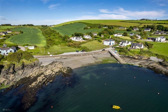 https://photos-a.propertyimages.ie/media/5/5/5/5011555/0988a986-14a5-4ee9-bdf2-9ef771dbaa08_l.jpg